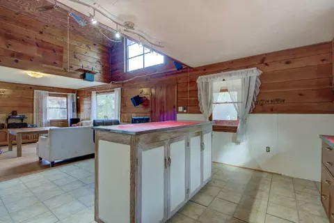 Kitchen - 441 Creekside Rd, Hyampom, CA 96046 photo 6 of 7