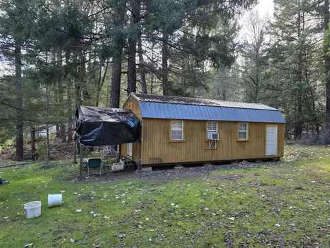 Exterior - 2141 Mc Alexander Rd, Hayfork, CA 96041 photo 2 of 18