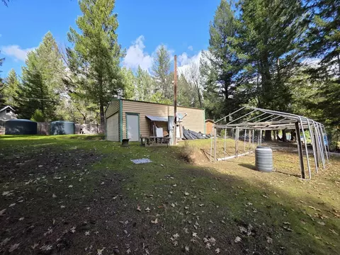 Exterior - 2141 Mc Alexander Rd, Hayfork, CA 96041 photo 5 of 18