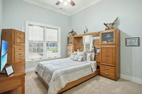Bedroom - 19640 Dairyland Dr, Redding, CA 96002 photo 4 of 5