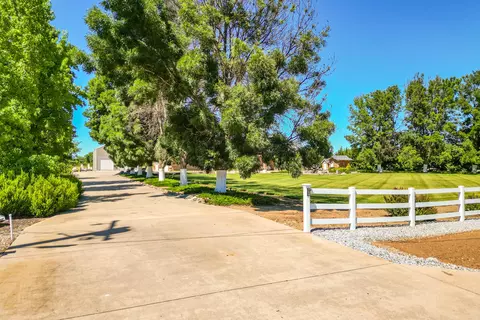 Other - 19640 Dairyland Dr, Redding, CA 96002 photo 2 of 10