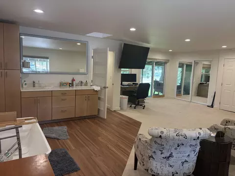 Bath - 25443 Glenburn Rd, Fall River Mills, CA 96028 photo 1 of 3