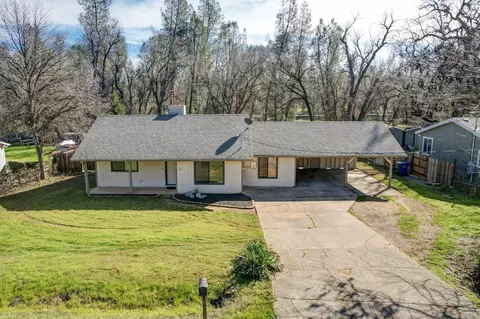 57 Cooper Dr, Redding, CA 96001
