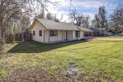57 Cooper Dr, Redding, CA 96001 photo 2