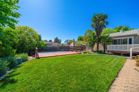 Exterior - 4065 Meander Dr, Redding, CA 96001 photo 10 of 13