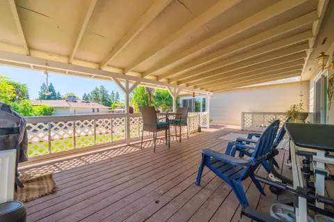 Exterior - 4065 Meander Dr, Redding, CA 96001 photo 6 of 13
