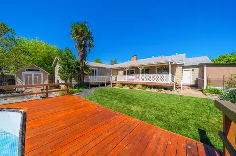 Exterior - 4065 Meander Dr, Redding, CA 96001 photo 11 of 13