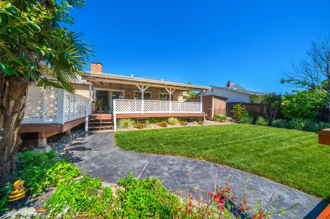 Exterior - 4065 Meander Dr, Redding, CA 96001 photo 8 of 13