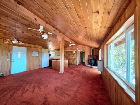 Living - 2129 Brady Rd, Hayfork, CA 96041 photo 3 of 6