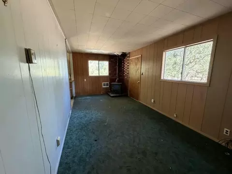Living - 31 Landacre Rd, Hayfork, CA 96041 photo 3 of 3