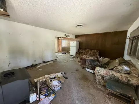 Living - 31 Landacre Rd, Hayfork, CA 96041 photo 2 of 3