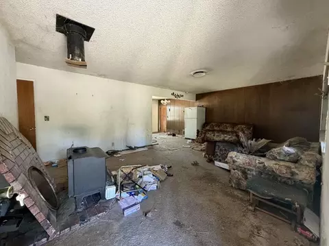Living - 31 Landacre Rd, Hayfork, CA 96041 photo 1 of 3