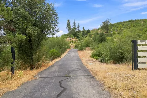 Undisclosed, Redding, CA 96001 photo 20
