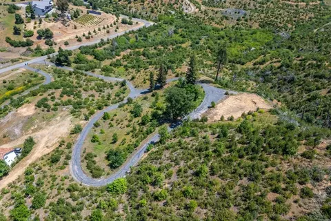 Undisclosed, Redding, CA 96001 photo 28