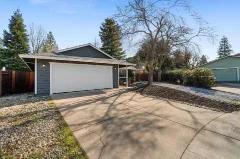 Exterior - 2295 Chelsa Cir, Redding, CA 96002 photo 5 of 6