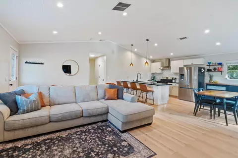 Living - 2295 Chelsa Cir, Redding, CA 96002 photo 1 of 2