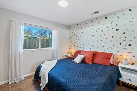 Bedroom - 2295 Chelsa Cir, Redding, CA 96002 photo 2 of 3