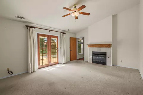 2427 Castlewood Dr, Redding, CA 96002 photo 20