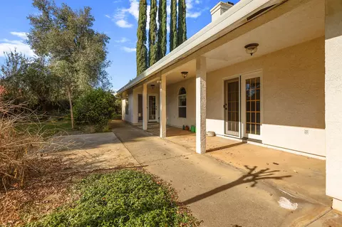 2427 Castlewood Dr, Redding, CA 96002 photo 39