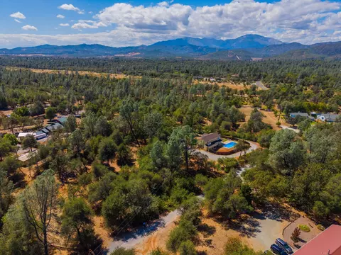 View/Area - 12003 Counter Ln, Redding, CA 96003 photo 5 of 7