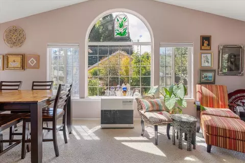 Other - 515 Mountain View Dr, Mount Shasta, CA 96067 photo 2 of 4
