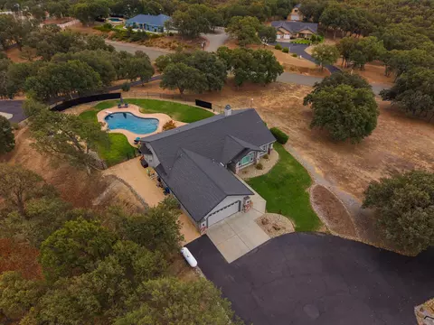 14175 Woodrose Pl, Red Bluff, CA 96080