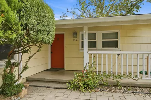 Exterior - 1523 Olive Ave, Redding, CA 96001 photo 3 of 15