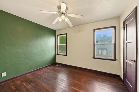 Bedroom - 1523 Olive Ave, Redding, CA 96001 photo 1 of 4