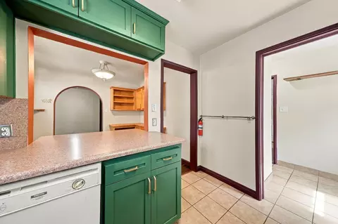 Kitchen - 1523 Olive Ave, Redding, CA 96001 photo 3 of 3