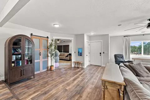 Entry Way - 21282 Tia Mia Ln, Redding, CA 96003 photo 1 of 2