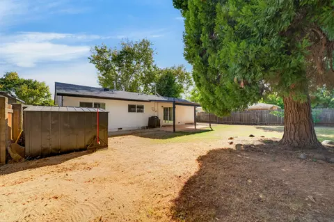 Exterior - 2056 Solar Way, Redding, CA 96002 photo 5 of 6