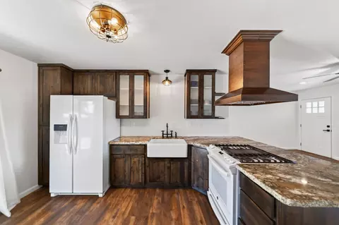 Kitchen - 2056 Solar Way, Redding, CA 96002 photo 1 of 2