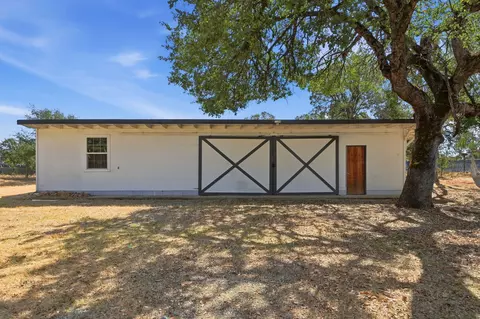 Exterior - 755 Lake Blvd, Redding, CA 96003 photo 3 of 19