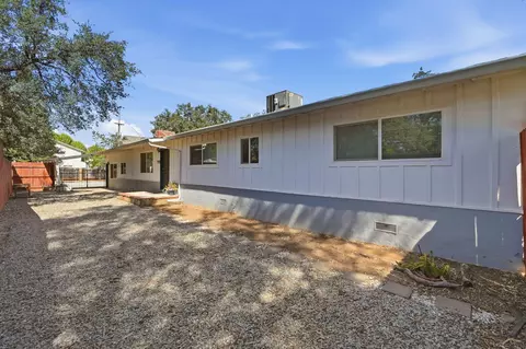 Exterior - 755 Lake Blvd, Redding, CA 96003 photo 17 of 19