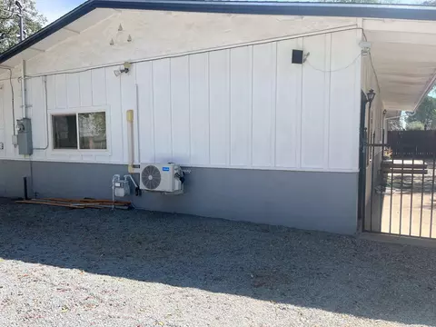 Exterior - 755 Lake Blvd, Redding, CA 96003 photo 18 of 19
