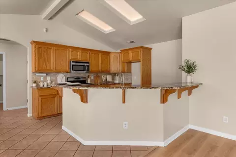 Kitchen - 3635 Sunglow Dr, Redding, CA 96001 photo 1 of 6