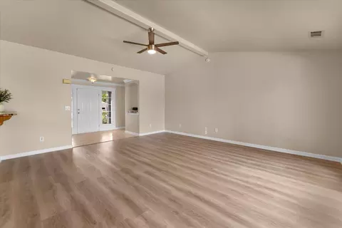 Living - 3635 Sunglow Dr, Redding, CA 96001 photo 5 of 6
