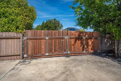 Other - 3635 Sunglow Dr, Redding, CA 96001 photo 11 of 14