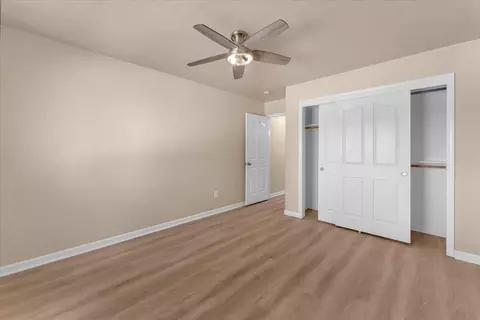 Bedroom - 3635 Sunglow Dr, Redding, CA 96001 photo 2 of 3