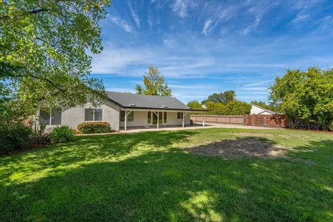 Exterior - 3635 Sunglow Dr, Redding, CA 96001 photo 19 of 19