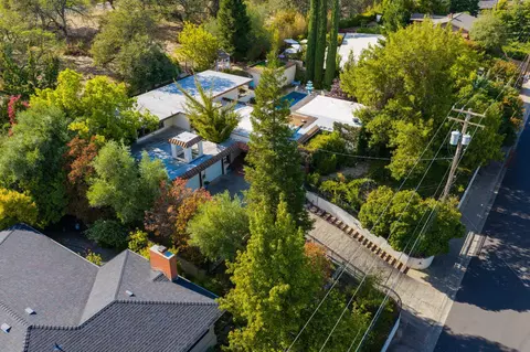 View/Area - 1220 Almond Ave, Redding, CA 96001 photo 1 of 2