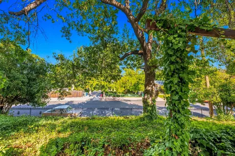 Exterior - 1220 Almond Ave, Redding, CA 96001 photo 16 of 22