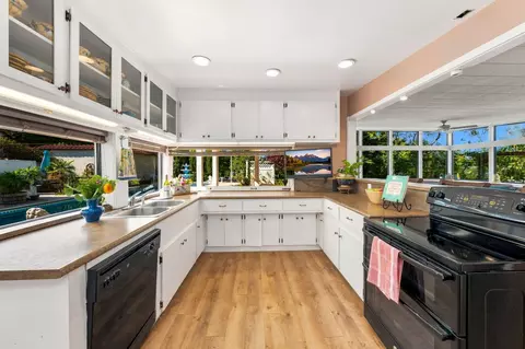 Kitchen - 1220 Almond Ave, Redding, CA 96001 photo 1 of 4