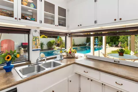 Kitchen - 1220 Almond Ave, Redding, CA 96001 photo 2 of 4