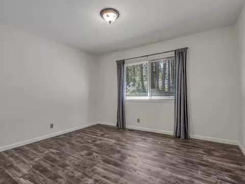 Bedroom - 37173 Serpentine Ln, Burney, CA 96013 photo 4 of 7
