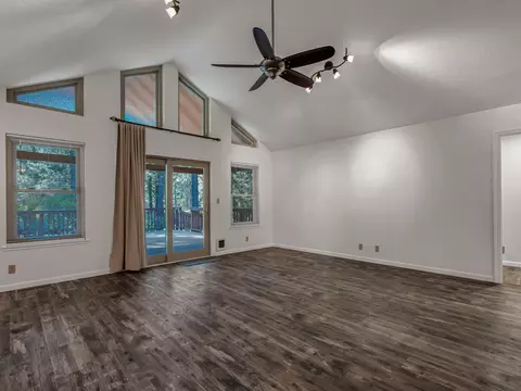 Living - 37173 Serpentine Ln, Burney, CA 96013 photo 3 of 6
