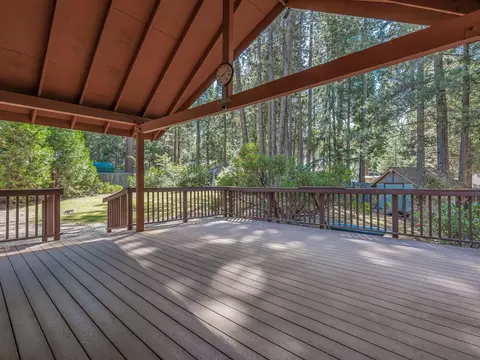 Exterior - 37173 Serpentine Ln, Burney, CA 96013 photo 9 of 15