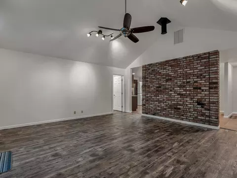 Living - 37173 Serpentine Ln, Burney, CA 96013 photo 6 of 6