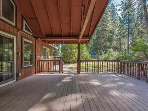 Exterior - 37173 Serpentine Ln, Burney, CA 96013 photo 10 of 15