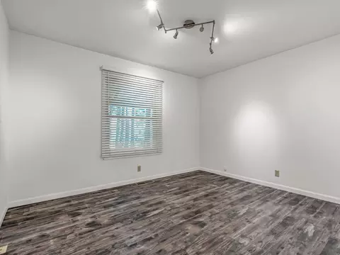 Bedroom - 37173 Serpentine Ln, Burney, CA 96013 photo 6 of 7